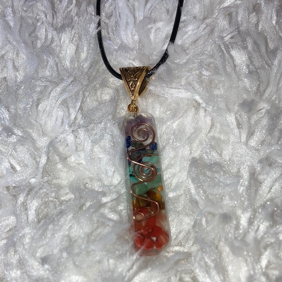 Chakra crystal necklace - Picture 2 of 5